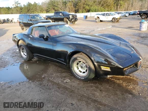 1981 Chevrolet Corvette с VIN 1G1AY8760B5101124, выставлен на аукционе Copart как лот 87115654 с пробегом 55 201 миль миль и Чистый • Clean title. История ставок и продаж доступна на DreamBid. Изображение 4.