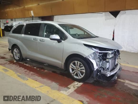 2022 Toyota Sienna Platinum с VIN 5TDESKFC6NS048507, выставлен на аукционе Copart как лот 68485875 с пробегом 57 588 миль миль и Списание • Salvage title. История ставок и продаж доступна на DreamBid. Изображение 4.