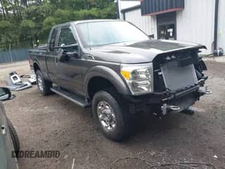 2016 Ford F-250 XLT z VIN 1FT7X2B60GEB48976, wystawiony jako IAAI lot #42894007 z przebiegiem 44 995 mil mil oraz . Historia ofert i sprzedaży dostępna na DreamBid. Obrazek 1.