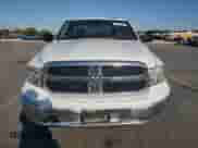 2019 Ram 1500 Express z VIN 3C6JR6AT3KG722834, wystawiony jako Copart lot #81144765 z przebiegiem 65 849 mil mil oraz Szkoda całkowita • Salvage title. Historia ofert i sprzedaży dostępna na DreamBid. Obrazek 5.