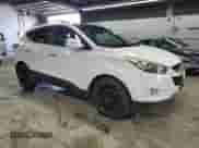 2015 Hyundai Tucson Limited z VIN KM8JUCAG1FU008563, wystawiony jako Copart lot #56106355 z przebiegiem 107 261 mil mil oraz Czysty tytuł • Clean title. Historia ofert i sprzedaży dostępna na DreamBid. Obrazek 4.