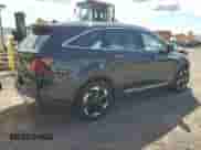 2025 Kia Sorento EX z VIN KNDRHDJG4S5288842, wystawiony jako Copart lot #58067335 z przebiegiem 5 172 mil mil oraz Szkoda całkowita • Salvage title. Historia ofert i sprzedaży dostępna na DreamBid. Obrazek 3.
