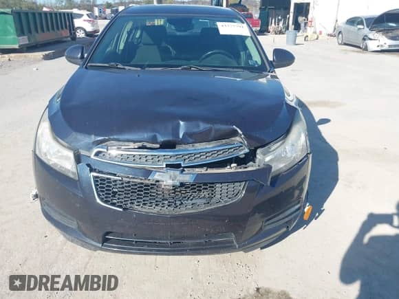 2014 Chevrolet Cruze 1LT с VIN 1G1PC5SB9E7408389, выставлен на аукционе IAAI как лот 43377791 с пробегом 127 080 миль миль и . История ставок и продаж доступна на DreamBid. Изображение 6.