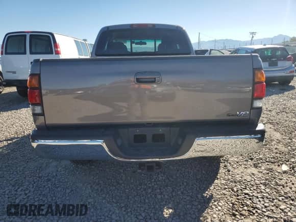 2001 Toyota Tundra Limited z VIN 5TBBT48171S151882, wystawiony jako Copart lot #81711565 z przebiegiem 248 944 mil mil oraz Szkoda całkowita • Salvage title. Historia ofert i sprzedaży dostępna na DreamBid. Obrazek 6.