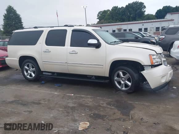 2014 Chevrolet Suburban LTZ с VIN 1GNSCKE08ER103973, выставлен на аукционе IAAI как лот 43293596 с пробегом 222 770 миль миль и . История ставок и продаж доступна на DreamBid. Изображение 14.