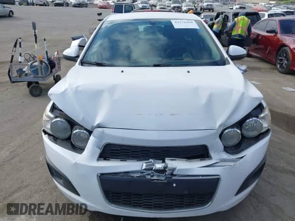 2014 Chevrolet Sonic LT with VIN 1G1JC5SH7E4134055, listed as a IAAI auction lot 43176468 with 132,975 mi miles and . Bid and sale history available at DreamBid. Image 11.