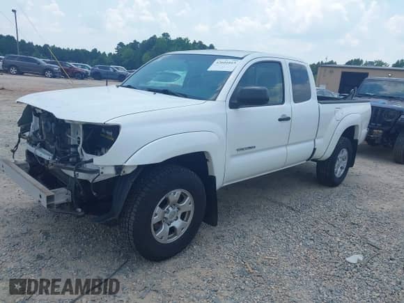 2009 Toyota Tacoma PreRunner с VIN 5TETU62N39Z656249, выставлен на аукционе IAAI как лот 42601015 с пробегом 159 304 миль миль и . История ставок и продаж доступна на DreamBid. Изображение 17.