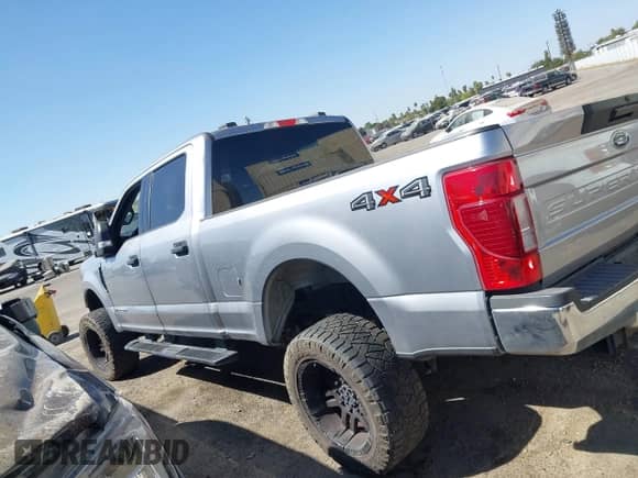 2021 Ford F-250 XL with VIN 1FT7W2BT5MED93437, listed as a IAAI auction lot 43012787 with 94,136 mi miles and . Bid and sale history available at DreamBid. Image 15.
