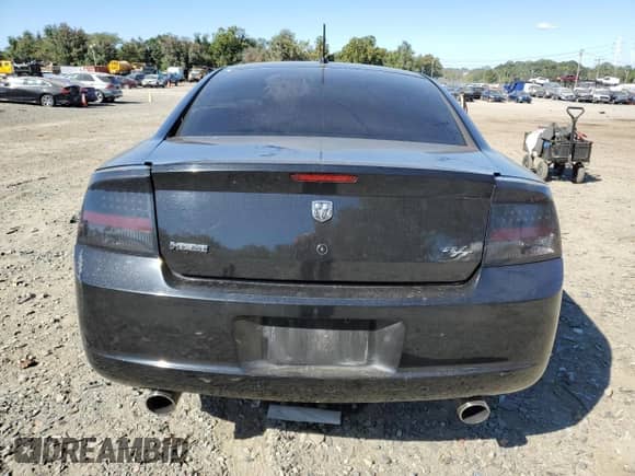 2008 Dodge Charger R/T z VIN 2B3LA53H98H236888, wystawiony jako Copart lot #74974464 z przebiegiem 226 341 mil mil oraz Szkoda całkowita • Salvage title. Historia ofert i sprzedaży dostępna na DreamBid. Obrazek 6.