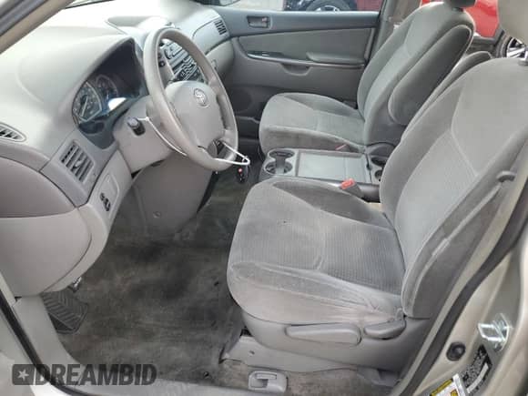 2007 Toyota Sienna CE with VIN 5TDZK23C67S004869, listed as a Copart auction lot 85945415 with 173,182 mi miles and Salvage title. Bid and sale history available at DreamBid. Image 7.