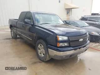 2006 Chevrolet Silverado 1500 Work Truck с VIN 1GCEC19X06Z240446, выставлен на аукционе IAAI как лот 42132526 с пробегом 260 686 миль миль и . История ставок и продаж доступна на DreamBid. Изображение 1.