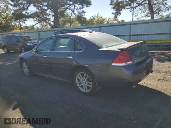 2011 Chevrolet Impala LTZ z VIN 2G1WC5EM7B1190230, wystawiony jako Copart lot #85266675 z przebiegiem 150 401 mil mil oraz Szkoda całkowita • Salvage title. Historia ofert i sprzedaży dostępna na DreamBid. Obrazek 2.