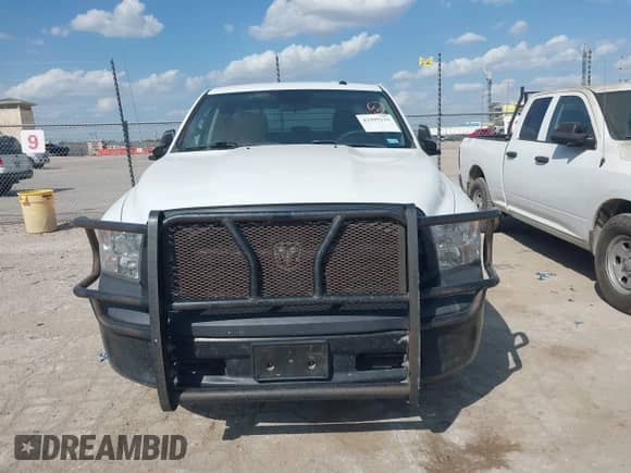 2022 Ram 1500 Tradesman z VIN 3C6RR7KG8NG302131, wystawiony jako IAAI lot #42995125 z przebiegiem 109 203 mil mil oraz . Historia ofert i sprzedaży dostępna na DreamBid. Obrazek 12.