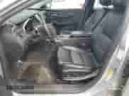 2016 Chevrolet Impala LT z VIN 2G1105SA5G9171357, wystawiony jako Copart lot #70137325 z przebiegiem 137 773 mil mil oraz Czysty tytuł • Clean title. Historia ofert i sprzedaży dostępna na DreamBid. Obrazek 7.