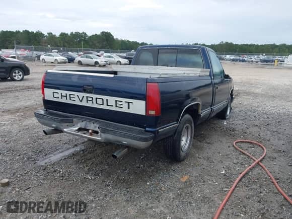 1989 Chevrolet Silverado 1500 с VIN 1GCDC14H6KZ133231, выставлен на аукционе IAAI как лот 43369982 с пробегом 377 214 миль миль и . История ставок и продаж доступна на DreamBid. Изображение 4.