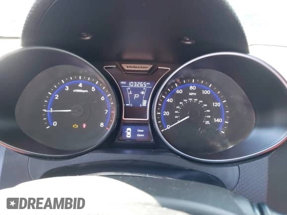 2013 Hyundai Veloster Turbo с VIN KMHTC6AE8DU156928, выставлен на аукционе IAAI как лот 43471857 с пробегом 103 265 миль миль и . История ставок и продаж доступна на DreamBid. Изображение 7.