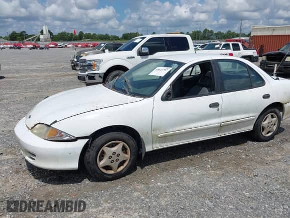 2002 Chevrolet Cavalier with VIN 1G1JC524227214399, listed as a IAAI auction lot 42623707 with Not provided miles and . Bid and sale history available at DreamBid. Image 6.