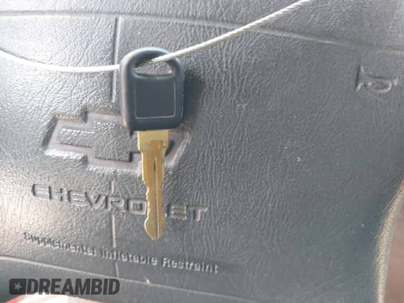 1996 Chevrolet S-10 с VIN 1GCCS1444T8226848, выставлен на аукционе IAAI как лот 42576147 с пробегом 96 426 миль миль и . История ставок и продаж доступна на DreamBid. Изображение 11.
