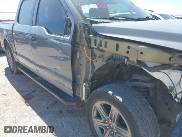 2020 Ford F-150 XL с VIN 1FTEW1EP1LKE75567, выставлен на аукционе IAAI как лот 41720000 с пробегом 61 866 миль миль и . История ставок и продаж доступна на DreamBid. Изображение 17.