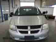 2004 Dodge Caravan SE with VIN 1D4GP24R24B571646, listed as a Copart auction lot 62607875 with 187,373 mi miles and Salvage title. Bid and sale history available at DreamBid. Image 5.
