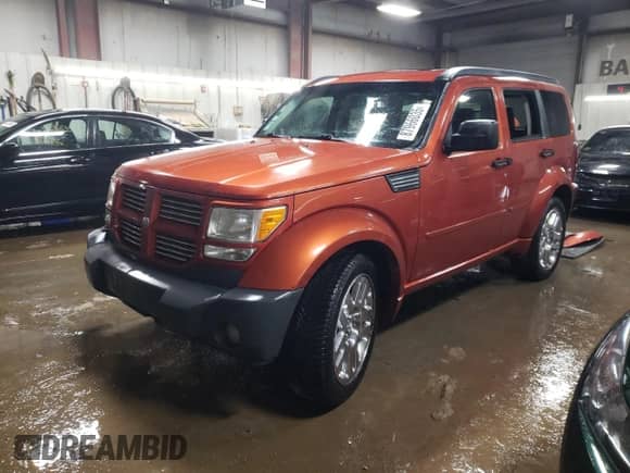2007 Dodge Nitro R/T with VIN 1D8GT58607W683001, listed as a Copart auction lot 87966035 with 158,066 mi miles and Salvage title. Bid and sale history available at DreamBid. Image 1.