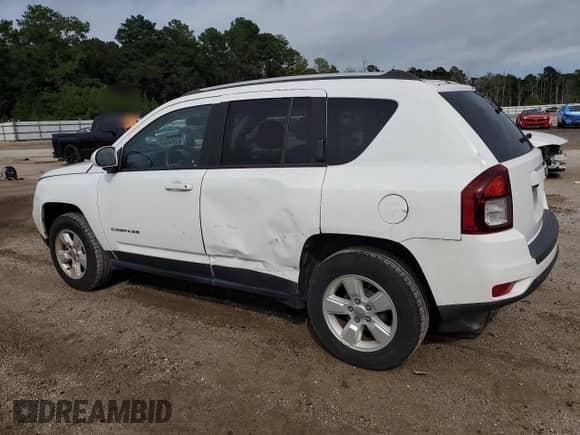 2017 Jeep Compass Latitude with VIN 1C4NJCEA4HD116179, listed as a Copart auction lot 67472695 with 126,749 mi miles and Salvage title. Bid and sale history available at DreamBid. Image 2.