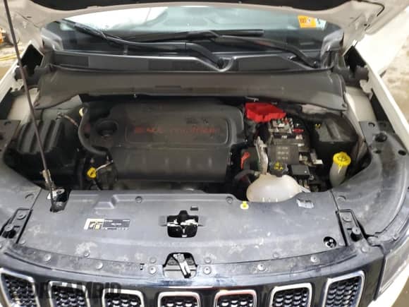 2020 Jeep Compass Altitude с VIN 3C4NJDBB0LT240052, выставлен на аукционе Copart как лот 59488145 с пробегом 24 960 миль миль и Списание • Salvage title. История ставок и продаж доступна на DreamBid. Изображение 12.