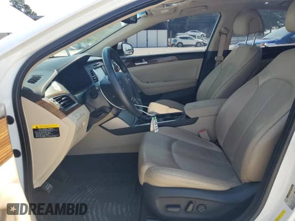 2016 Hyundai Sonata Sport с VIN 5NPE34AF4GH398575, выставлен на аукционе Copart как лот 80901165 с пробегом 115 622 миль миль и Списание • Salvage title. История ставок и продаж доступна на DreamBid. Изображение 7.