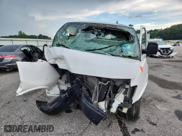 2019 Chevrolet Express Cargo с VIN 1GCWGAFG1K1142337, выставлен на аукционе Copart как лот 61009095 с пробегом Не указан миль и Списание • Salvage title. История ставок и продаж доступна на DreamBid. Изображение 5.