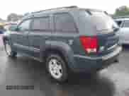 2007 Jeep Grand Cherokee Laredo с VIN 1J8HR48P27C677537, выставлен на аукционе IAAI как лот 43325564 с пробегом 152 804 миль миль и . История ставок и продаж доступна на DreamBid. Изображение 3.