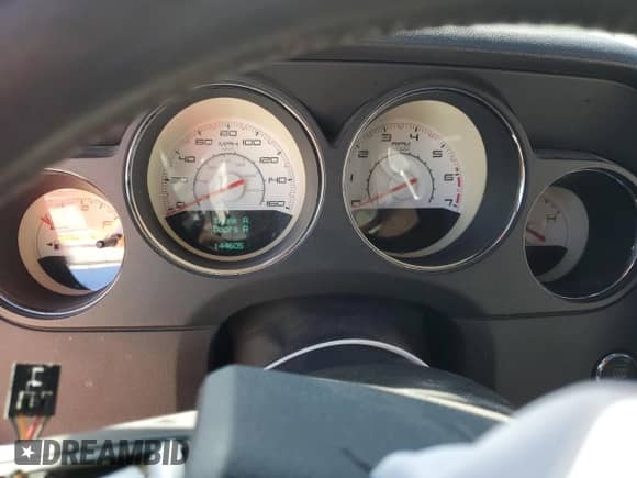 2014 Dodge Challenger R/T Plus with VIN 2C3CDYBT0EH158207, listed as a Copart auction lot 49738195 with 144,605 mi miles and Salvage title. Bid and sale history available at DreamBid. Image 9.
