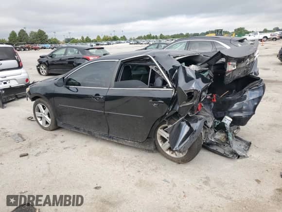 2014 Toyota Camry L с VIN 4T1BF1FK5EU761365, выставлен на аукционе Copart как лот 81643225 с пробегом 175 512 миль миль и Списание • Salvage title. История ставок и продаж доступна на DreamBid. Изображение 2.