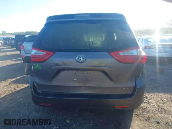 2016 Toyota Sienna LE AAS with VIN 5TDKK3DC3GS717170, listed as a IAAI auction lot 43327309 with 215,364 mi miles and . Bid and sale history available at DreamBid. Image 16.