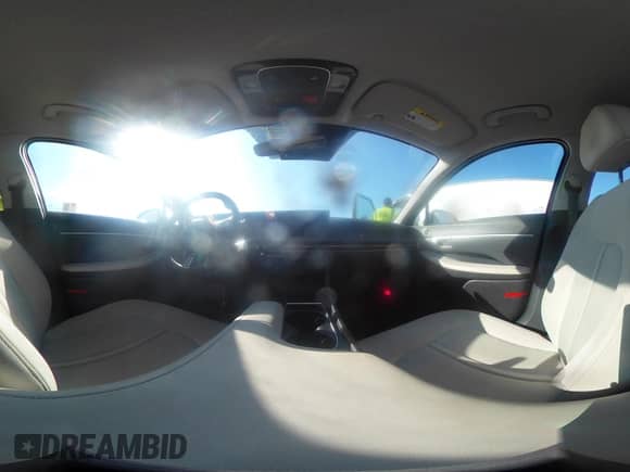 2024 Hyundai Sonata SEL с VIN KMHL64JA1RA380253, выставлен на аукционе IAAI как лот 43535964 с пробегом 34 847 миль миль и . История ставок и продаж доступна на DreamBid. Изображение 18.