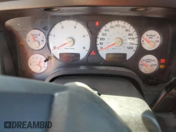 2004 Dodge 2500 SLT with VIN 3D7KA28C24G189077, listed as a Copart auction lot 46672325 with 329,256 mi miles and Salvage title. Bid and sale history available at DreamBid. Image 9.