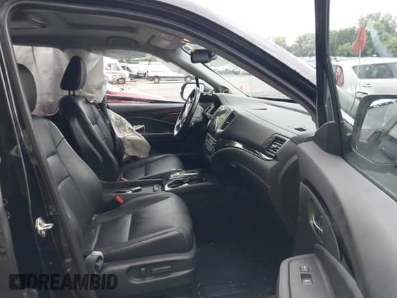 2017 Honda Pilot Touring z VIN 5FNYF6H96HB055928, wystawiony jako IAAI lot #42955822 z przebiegiem 97 085 mil mil oraz . Historia ofert i sprzedaży dostępna na DreamBid. Obrazek 5.