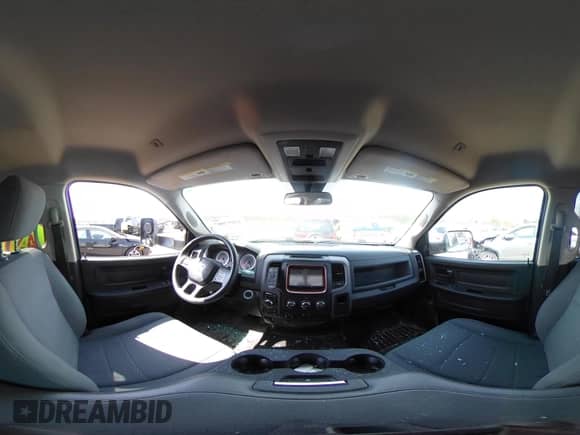 2018 Ram 1500 Tradesman с VIN 1C6RR7FT8JS310353, выставлен на аукционе IAAI как лот 42092087 с пробегом 95 005 миль миль и . История ставок и продаж доступна на DreamBid. Изображение 20.