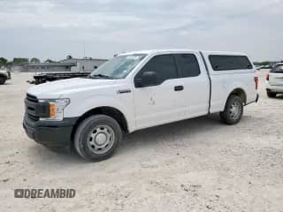 2019 Ford F-150 XL with VIN 1FTEX1CB0KKF14913, listed as a Copart auction lot 70028735 with 126,910 mi miles and Salvage title. Bid and sale history available at DreamBid. Image 1.