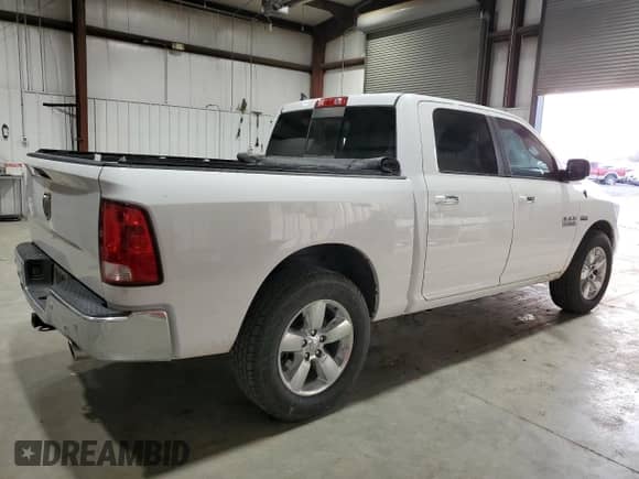 2016 Ram 1500 Big Horn z VIN 1C6RR7LT7GS137941, wystawiony jako Copart lot #79676814 z przebiegiem 121 617 mil mil oraz Szkoda całkowita • Salvage title. Historia ofert i sprzedaży dostępna na DreamBid. Obrazek 3.
