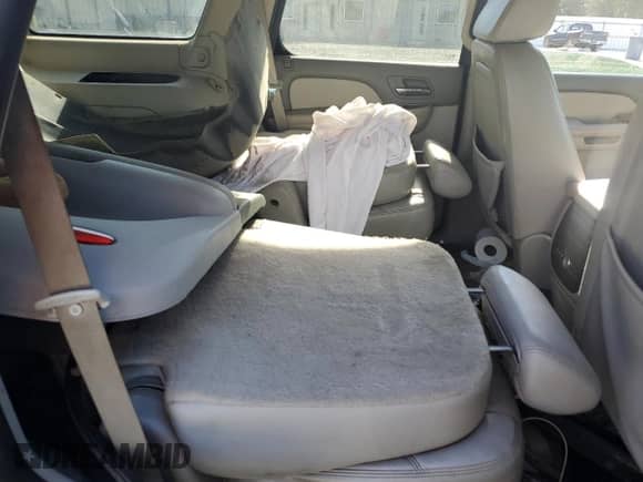 2008 Chevrolet Tahoe 3LT with VIN 1GNFK13088J221221, listed as a Copart auction lot 70578135 with 226,060 mi miles and Salvage title. Bid and sale history available at DreamBid. Image 11.