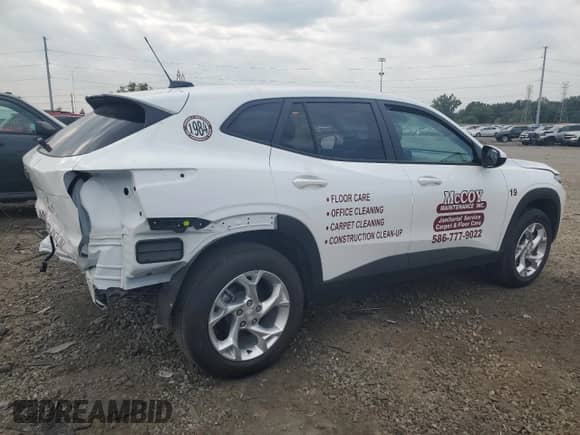 2025 Chevrolet Trax LS с VIN KL77LFEP5SC246975, выставлен на аукционе Copart как лот 71166455 с пробегом 4 090 миль миль и Списание • Salvage title. История ставок и продаж доступна на DreamBid. Изображение 3.