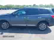 2013 Nissan Pathfinder SV z VIN 5N1AR2MM0DC655505, wystawiony jako IAAI lot #41998988 z przebiegiem 140 512 mil mil oraz . Historia ofert i sprzedaży dostępna na DreamBid. Obrazek 14.