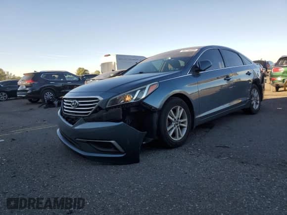 2016 Hyundai Sonata SE с VIN 5NPE24AF2GH269298, выставлен на аукционе Copart как лот 84775955 с пробегом 180 652 миль миль и Списание • Salvage title. История ставок и продаж доступна на DreamBid. Изображение 1.
