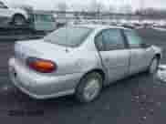 2005 Chevrolet Malibu Classic z VIN 1G1ND52F15M125574, wystawiony jako IAAI lot #41554515 z przebiegiem 165 536 mil mil oraz . Historia ofert i sprzedaży dostępna na DreamBid. Obrazek 4.