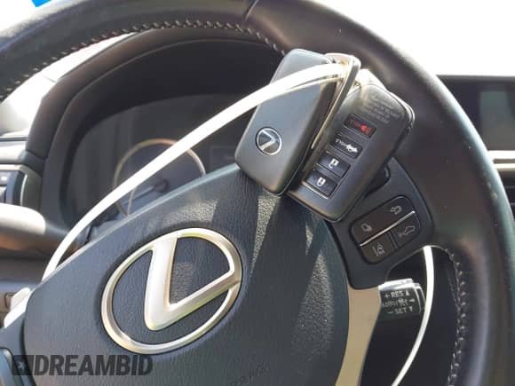 2020 Lexus IS 300 z VIN JTHAA1D2XL5103645, wystawiony jako IAAI lot #43080869 z przebiegiem 64 934 mil mil oraz . Historia ofert i sprzedaży dostępna na DreamBid. Obrazek 11.