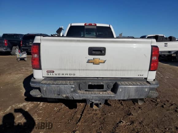 2019 Chevrolet Silverado 3500HD LTZ with VIN 1GC4KXCY0KF276409, listed as a Copart auction lot 88408515 with 125,787 mi miles and Salvage title. Bid and sale history available at DreamBid. Image 6.