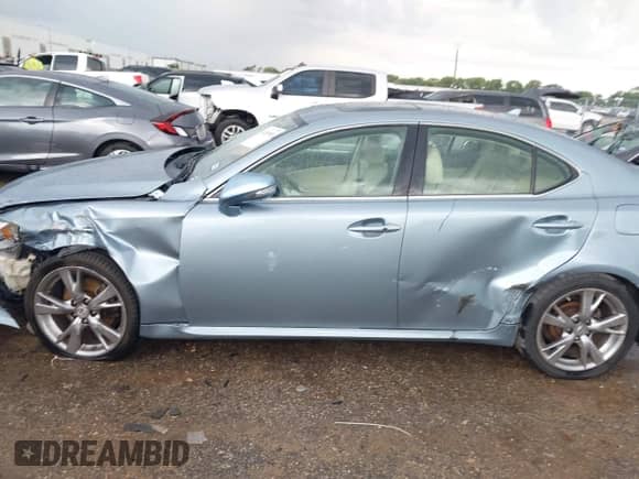 2009 Lexus IS 250 с VIN JTHBK262X92085422, выставлен на аукционе IAAI как лот 43059080 с пробегом 176 955 миль миль и . История ставок и продаж доступна на DreamBid. Изображение 14.