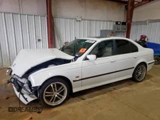 2000 BMW 5 Series 540i z VIN WBADN6346YGM64401, wystawiony jako Copart lot #60396785 z przebiegiem 163 816 mil mil oraz Szkoda całkowita • Salvage title. Historia ofert i sprzedaży dostępna na DreamBid. Obrazek 1.