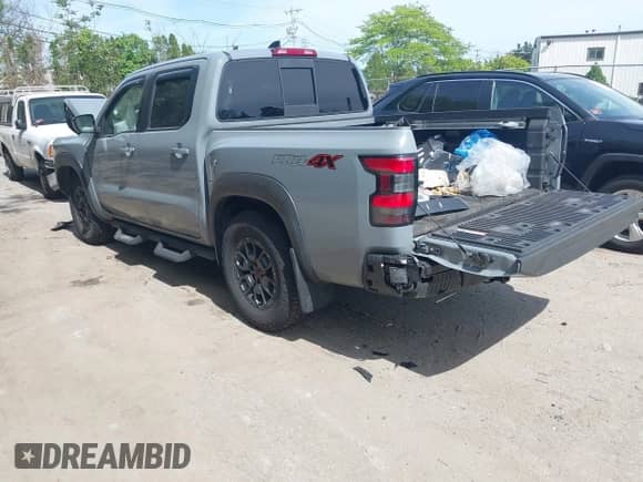 2022 Nissan Frontier SV with VIN 1N6ED1EK9NN694866, listed as a IAAI auction lot 42371824 with Not provided miles and . Bid and sale history available at DreamBid. Image 3.
