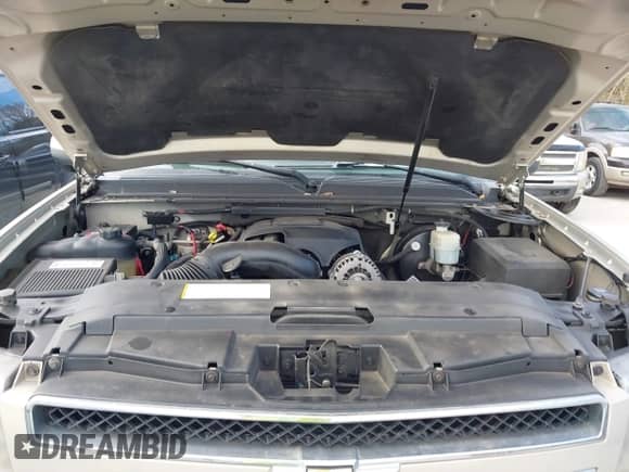 2007 Chevrolet Suburban LS с VIN 1GNFC16J77R264823, выставлен на аукционе IAAI как лот 41703755 с пробегом Не указан миль и . История ставок и продаж доступна на DreamBid. Изображение 10.